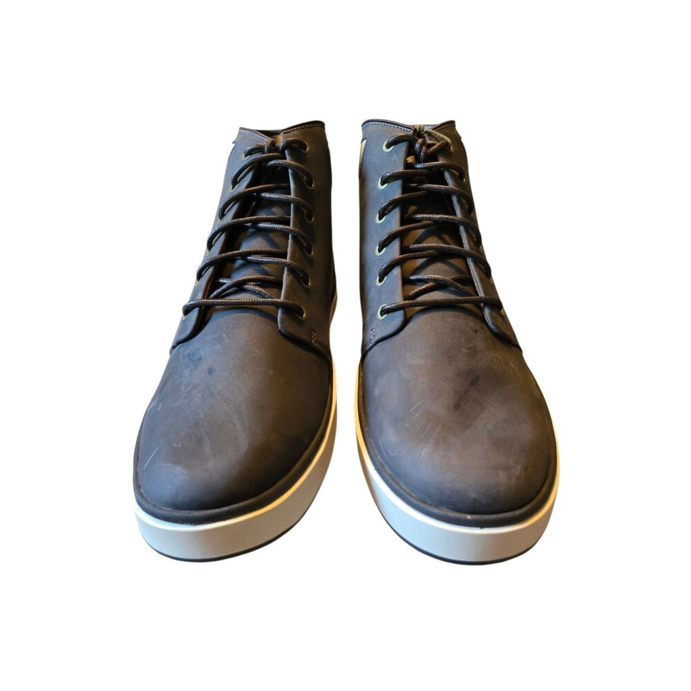 OluKai Kekaha Leather Lace-Up Pavement/ Off White Mens US 13
